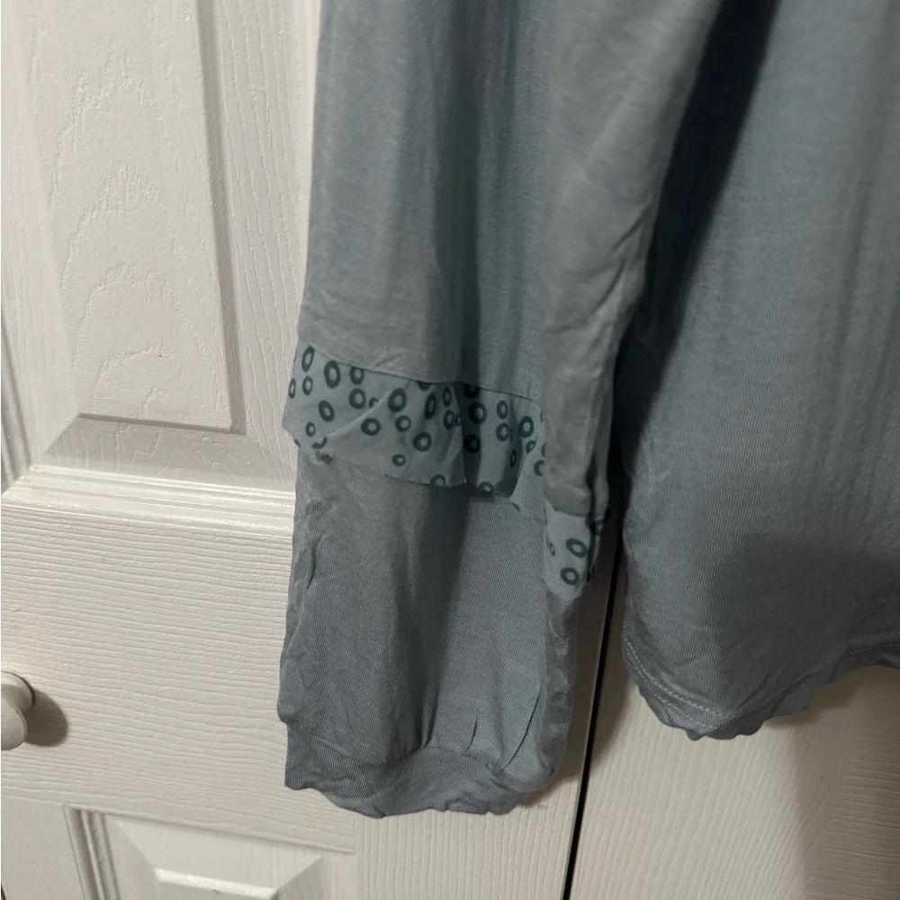 Tiny Brand Anthropologie Women’s Blue Motif Long-Sleeve Ruffled Top size varies - Picture 12 of 14